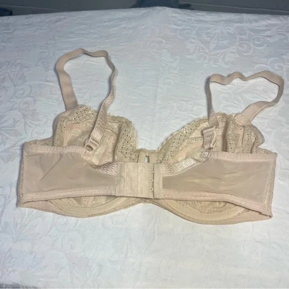 34DDD Paramour Bra with Flaw 34F Eyelash Lace Demi Underwire Cream Nude - Picture 9 of 11